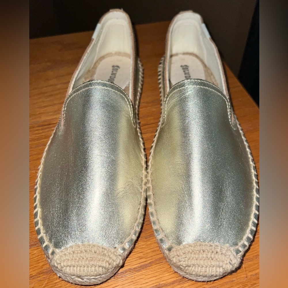 Soludos Shoes - Picture 2 of 7